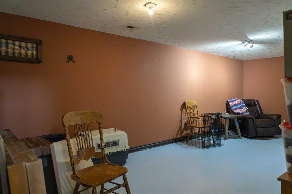 5132 49 Avenue, Onoway, AB - Indoor Photo Showing Other Room