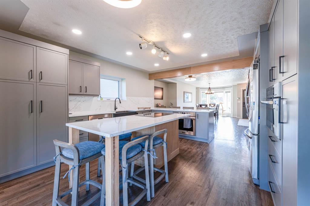 115 9 Street, Drumheller, AB - Indoor