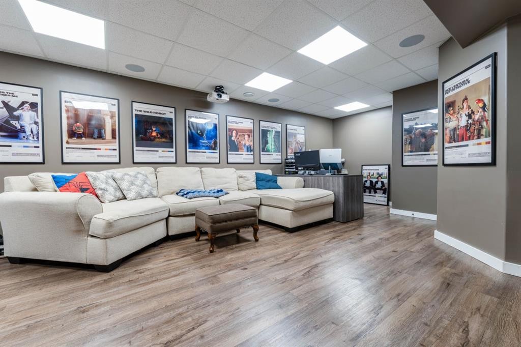 115 9 Street, Drumheller, AB - Indoor