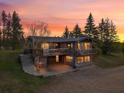 10-2168 587 Highway Rural Red Deer County, AB T0M 0K0
