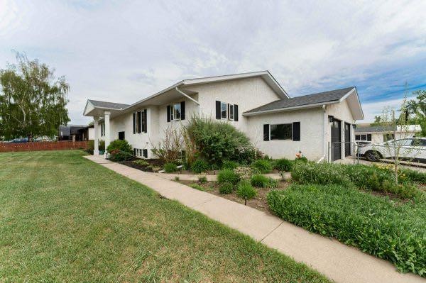 463 3 Avenue, Drumheller, AB - Outdoor