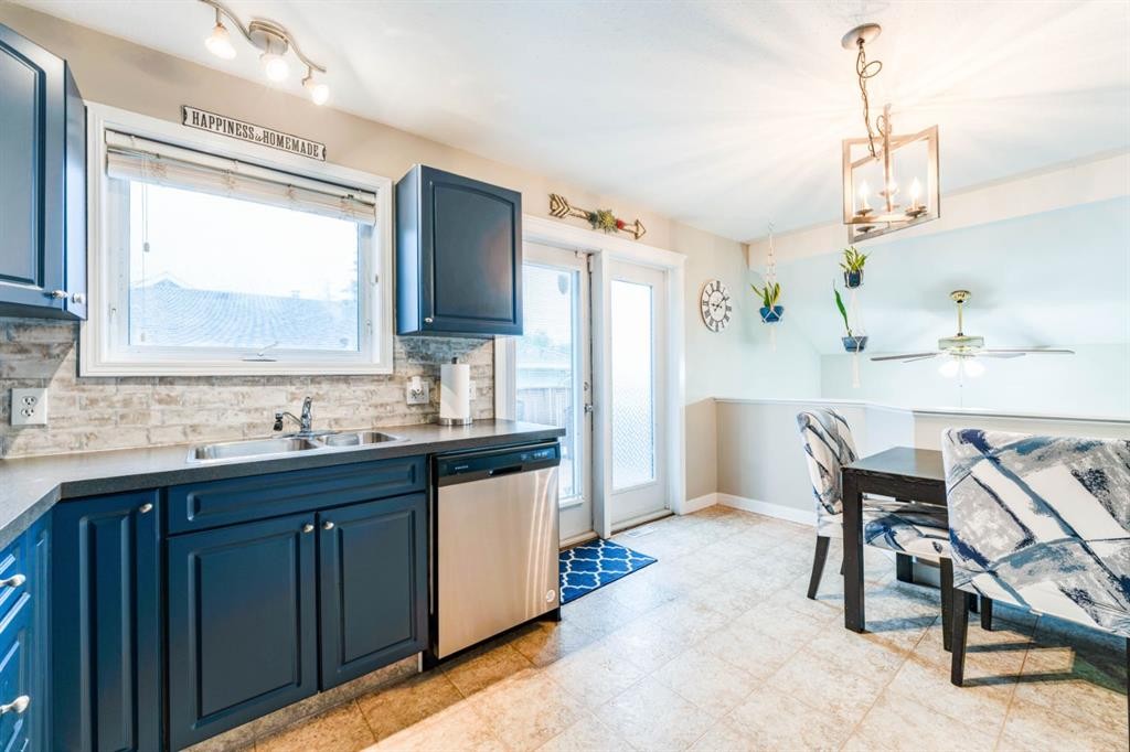 685 3 Avenue West, Drumheller, AB
