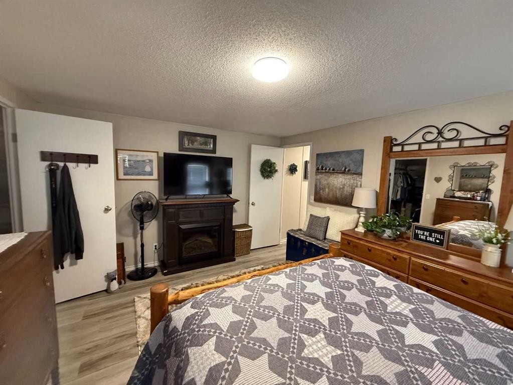 11-300 Railway Avenue, Duchess, AB