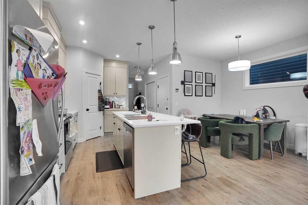 44 Seton Villas Se, Calgary, AB - Indoor Photo Showing Kitchen With Upgraded Kitchen