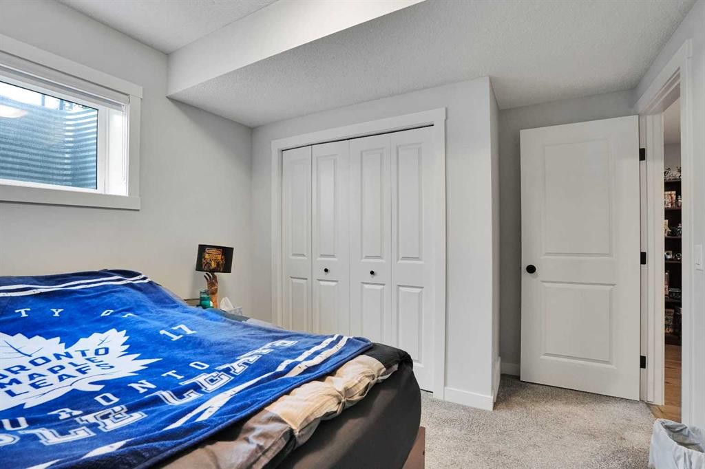 44 Seton Villas Se, Calgary, AB - Indoor Photo Showing Bedroom