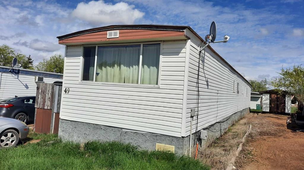49 Greenwood Villa, Drumheller, AB