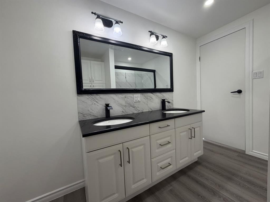 423 Bruce Avenue, Carbon, AB