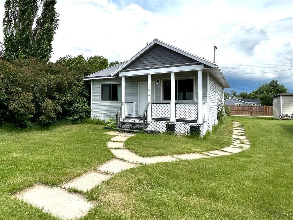 517 Iris Street, Rosemary, AB