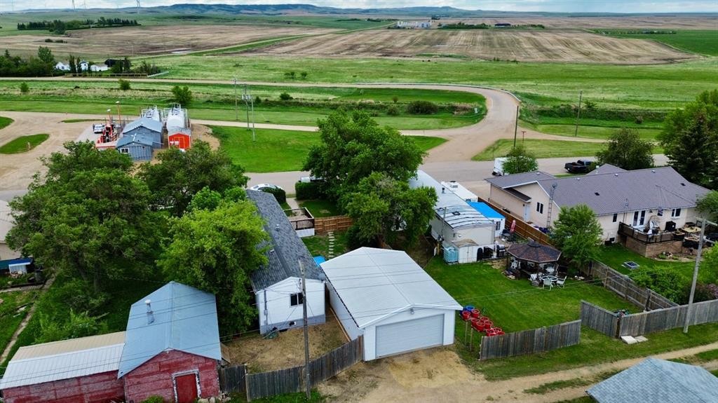 210 1St Ave West, Delia, AB