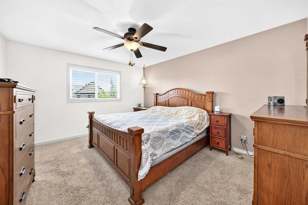 45 Vantage Crescent, Olds, AB