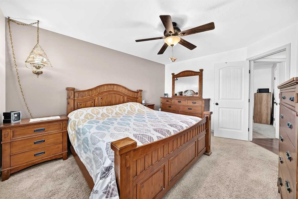 45 Vantage Crescent, Olds, AB