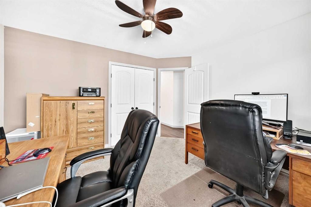 45 Vantage Crescent, Olds, AB