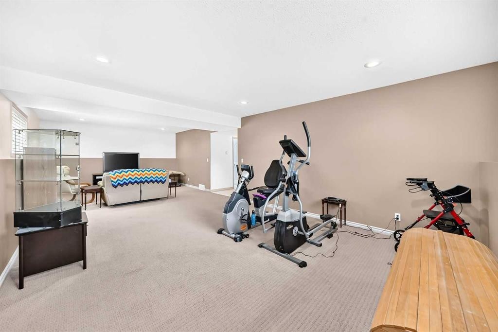 45 Vantage Crescent, Olds, AB