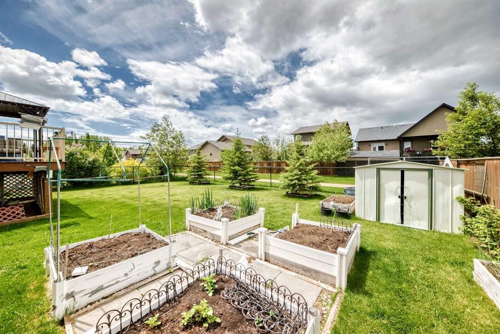 45 Vantage Crescent, Olds, AB