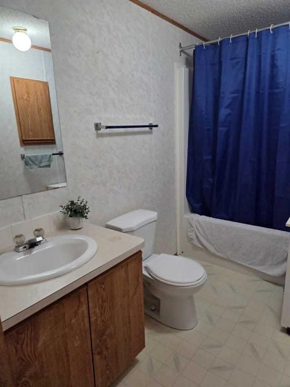 39 Maple Drive, Brooks, AB