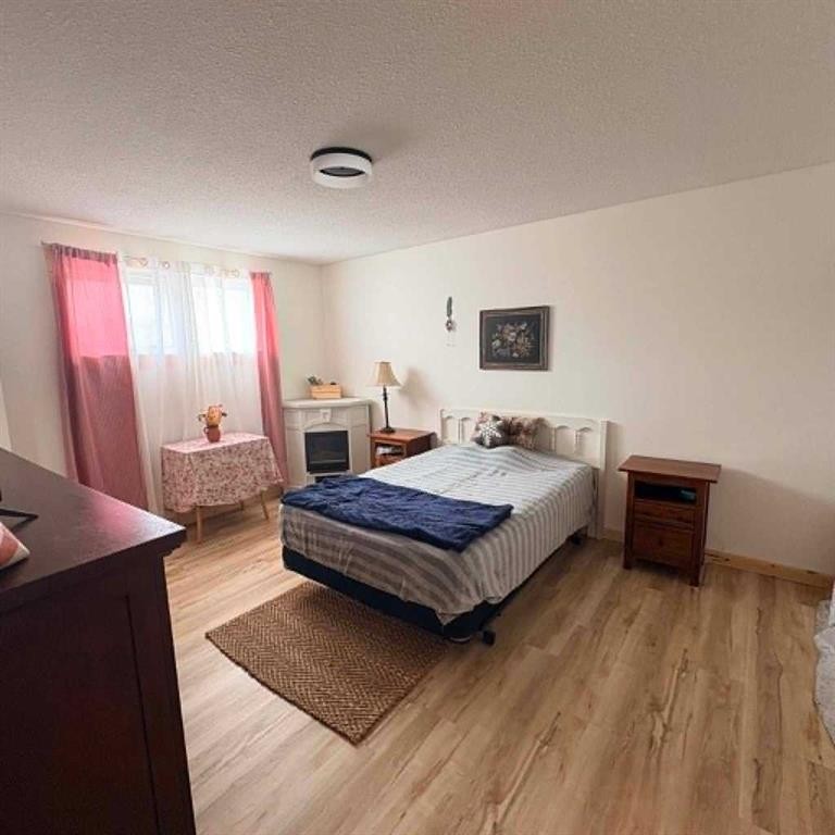 5018 Alexander Avenue, Coronation, AB