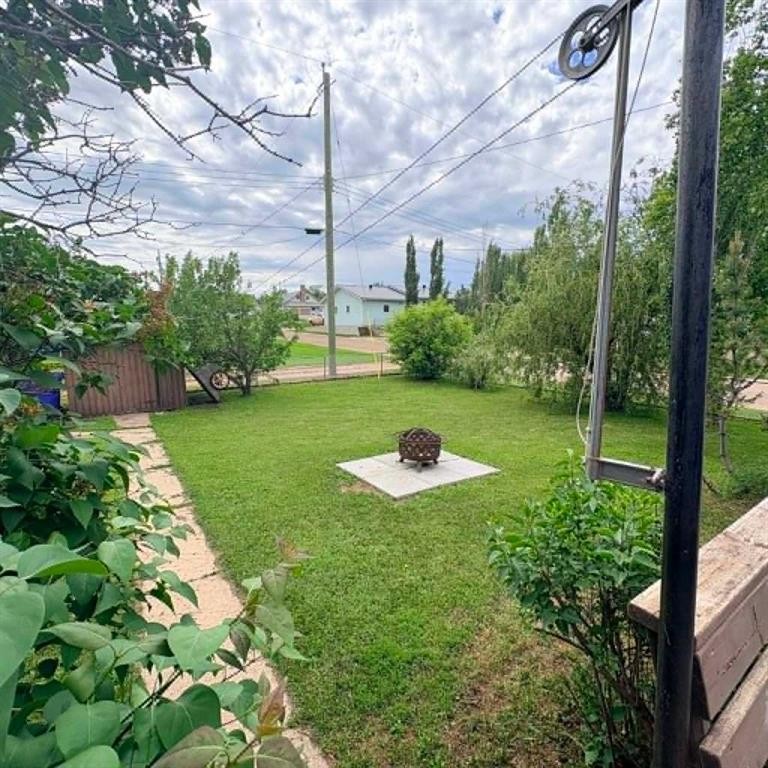 5018 Alexander Avenue, Coronation, AB