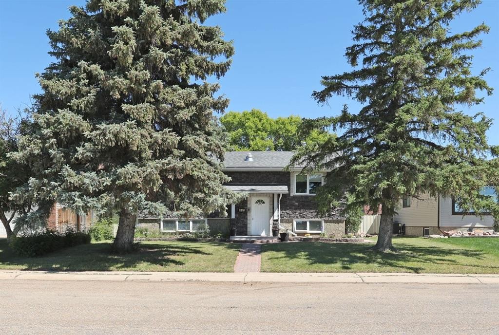 52 Marshall Drive West, Brooks, AB