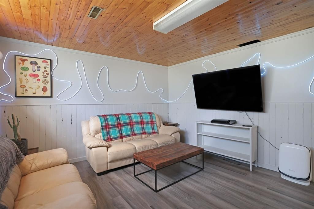 52 Marshall Drive West, Brooks, AB
