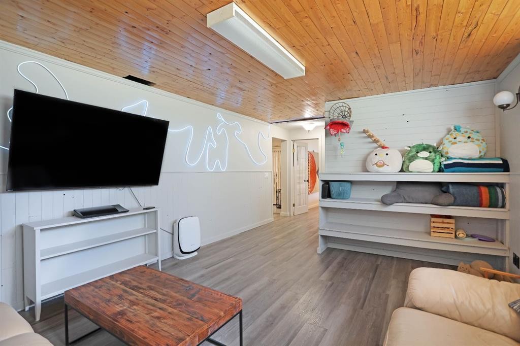 52 Marshall Drive West, Brooks, AB
