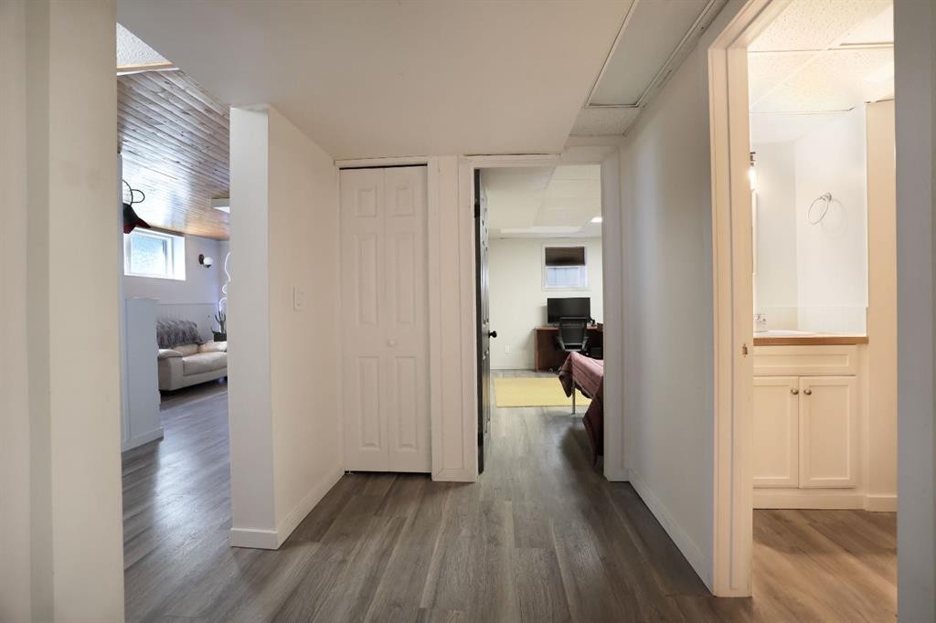 52 Marshall Drive West, Brooks, AB