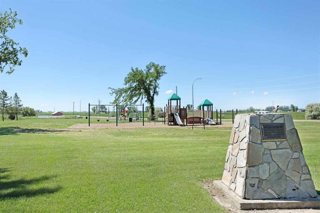 52 Marshall Drive West, Brooks, AB