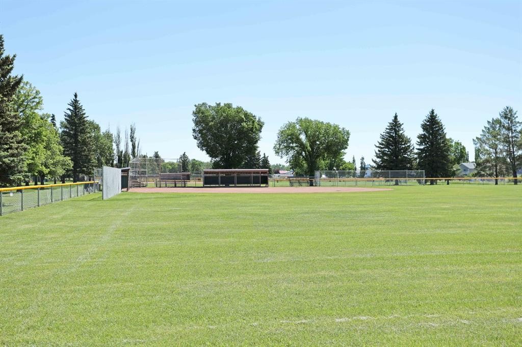 52 Marshall Drive West, Brooks, AB