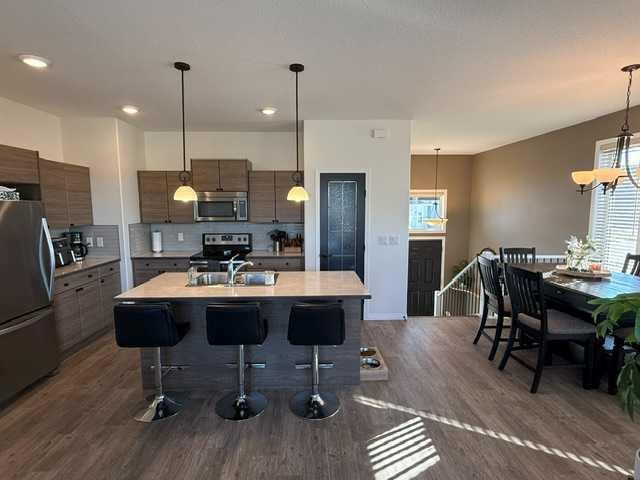 148 10 Avenue Se, Drumheller, AB