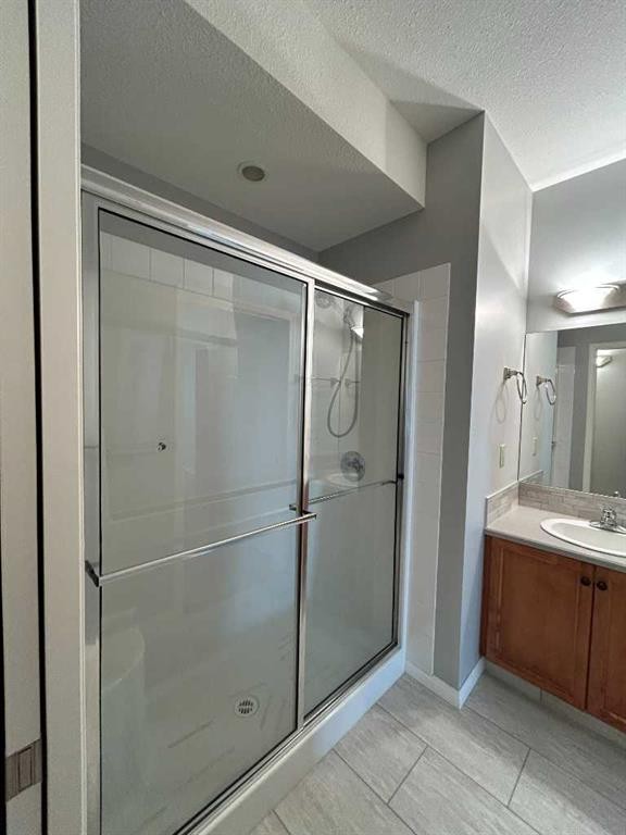 201-4403 67A Avenue, Olds, AB