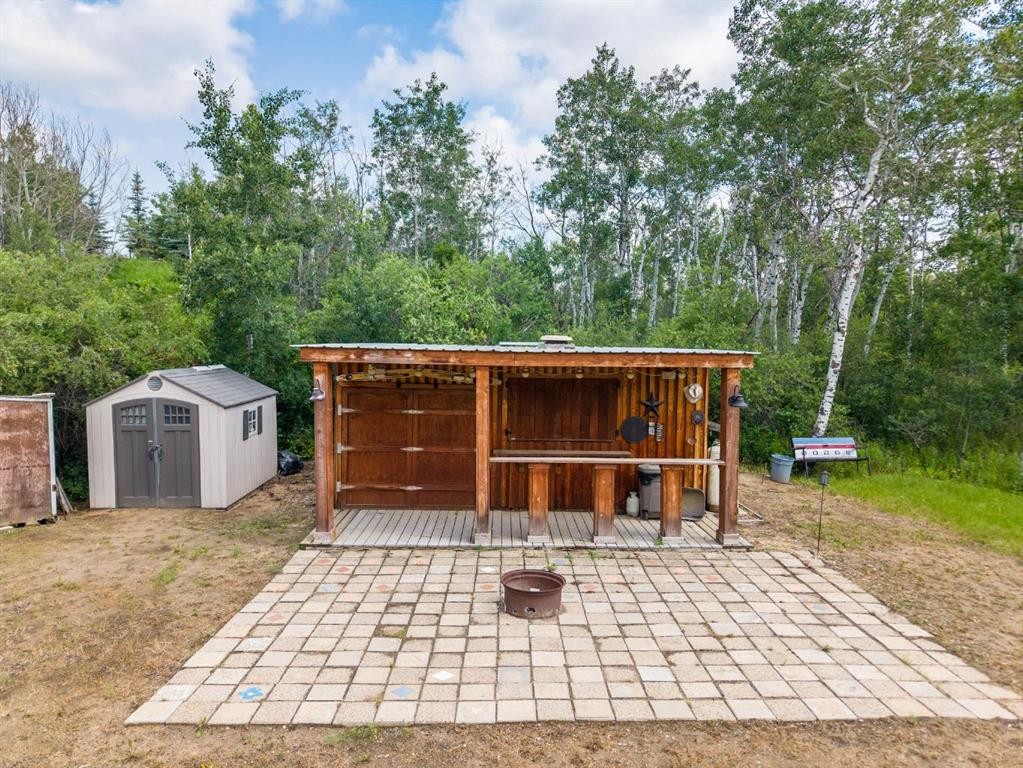 14 Irmas Way, White Sands, AB