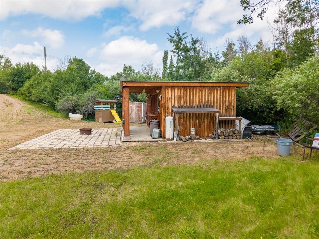 14 Irmas Way, White Sands, AB