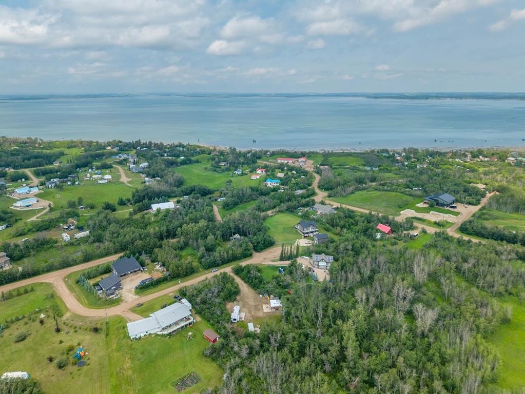 14 Irmas Way, White Sands, AB