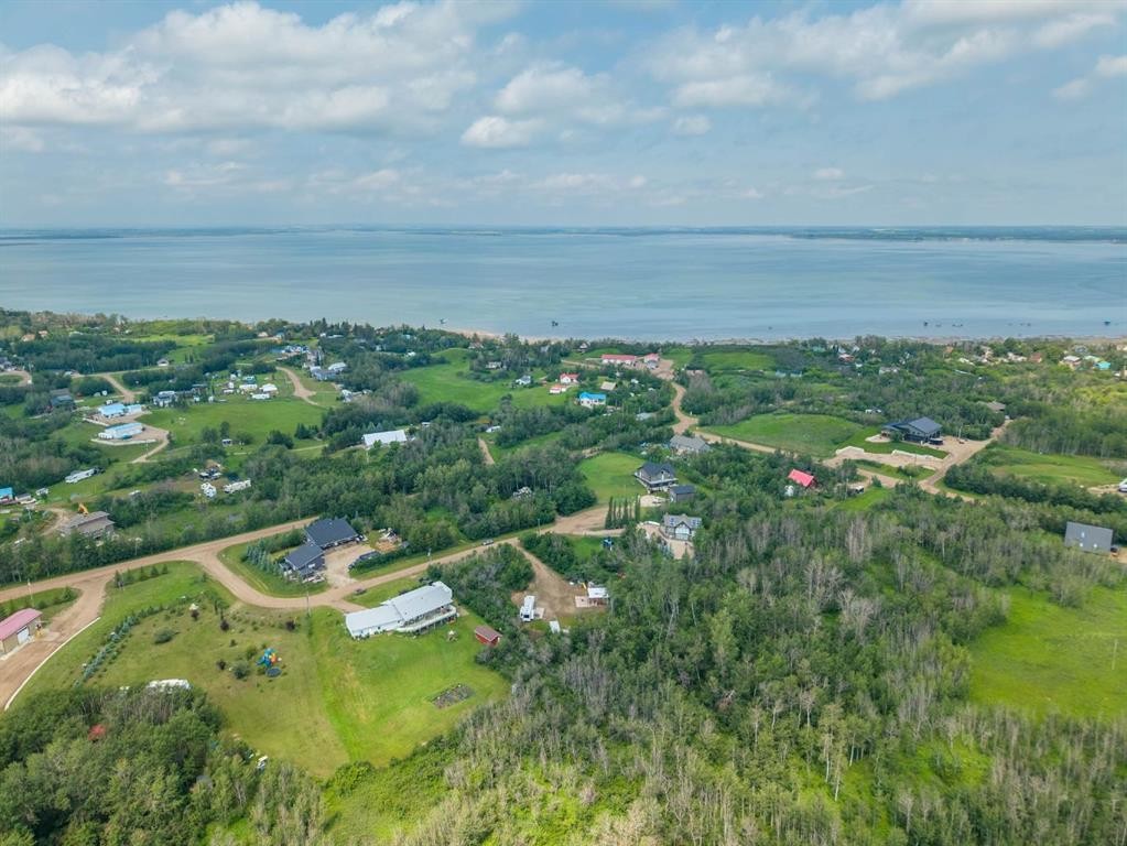 14 Irmas Way, White Sands, AB
