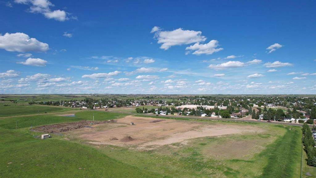 605 Palliser Trail, Hanna, AB