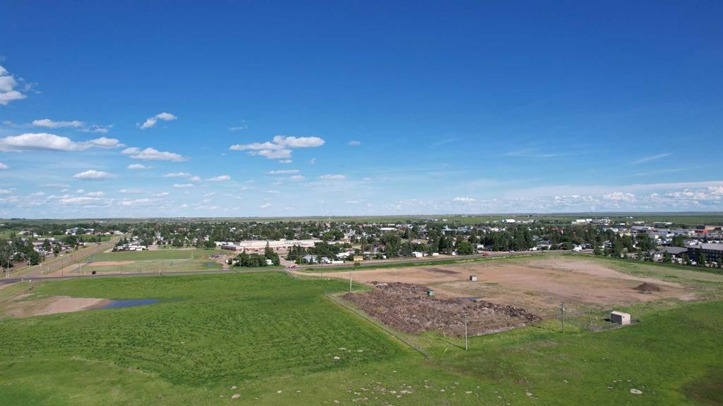 605 Palliser Trail, Hanna, AB