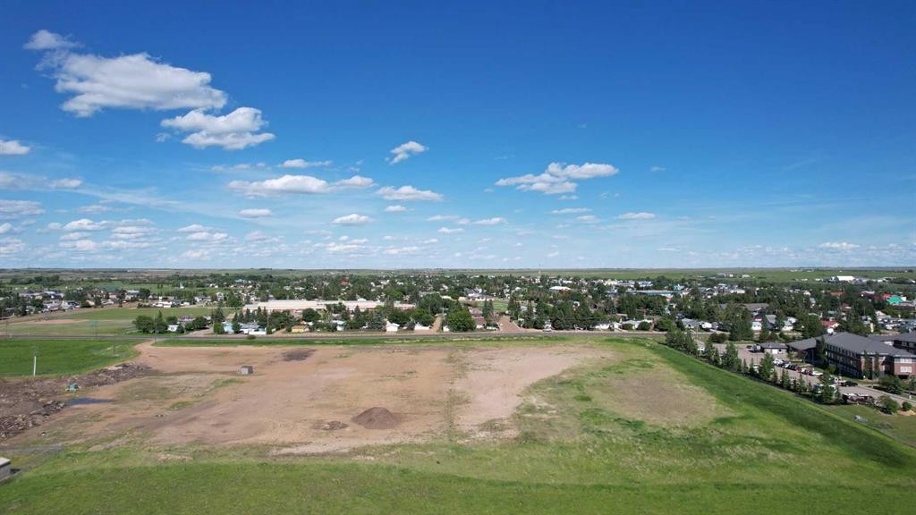 605 Palliser Trail, Hanna, AB