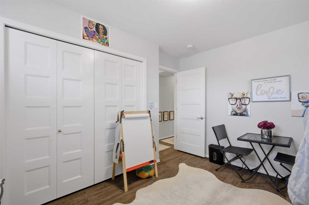 4 Golden Crescent, Red Deer, AB - Indoor Photo Showing Other Room