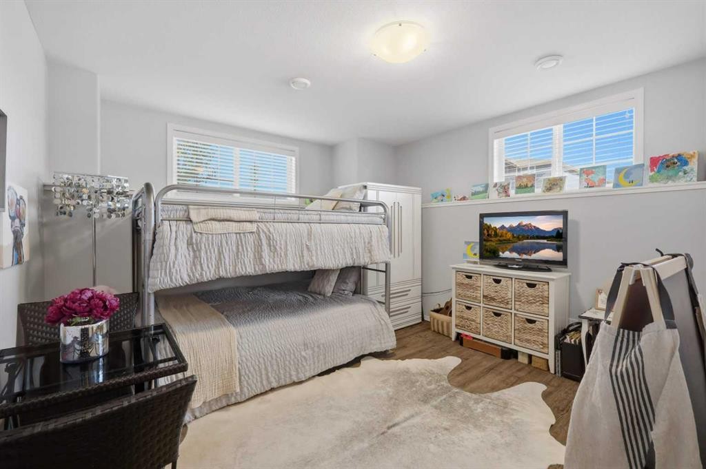 4 Golden Crescent, Red Deer, AB - Indoor Photo Showing Bedroom