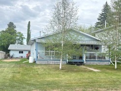 5005 43 Street EASTSylvan Lake, AB T4S 1C1
