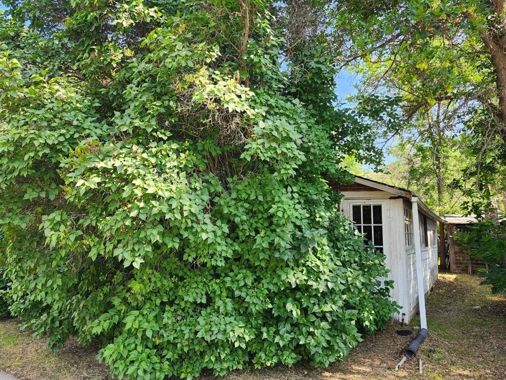 244 2 Avenue, Drumheller, AB - Outdoor