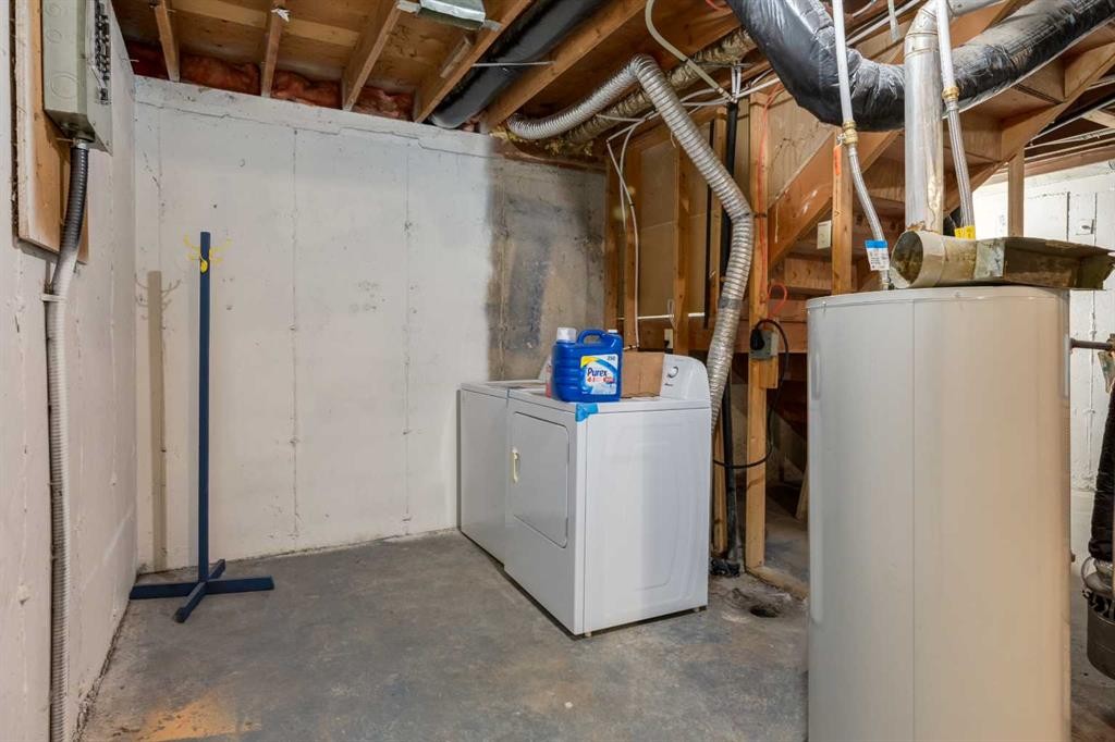 4627 73 Street Nw, Calgary, AB - Indoor Photo Showing Laundry Room