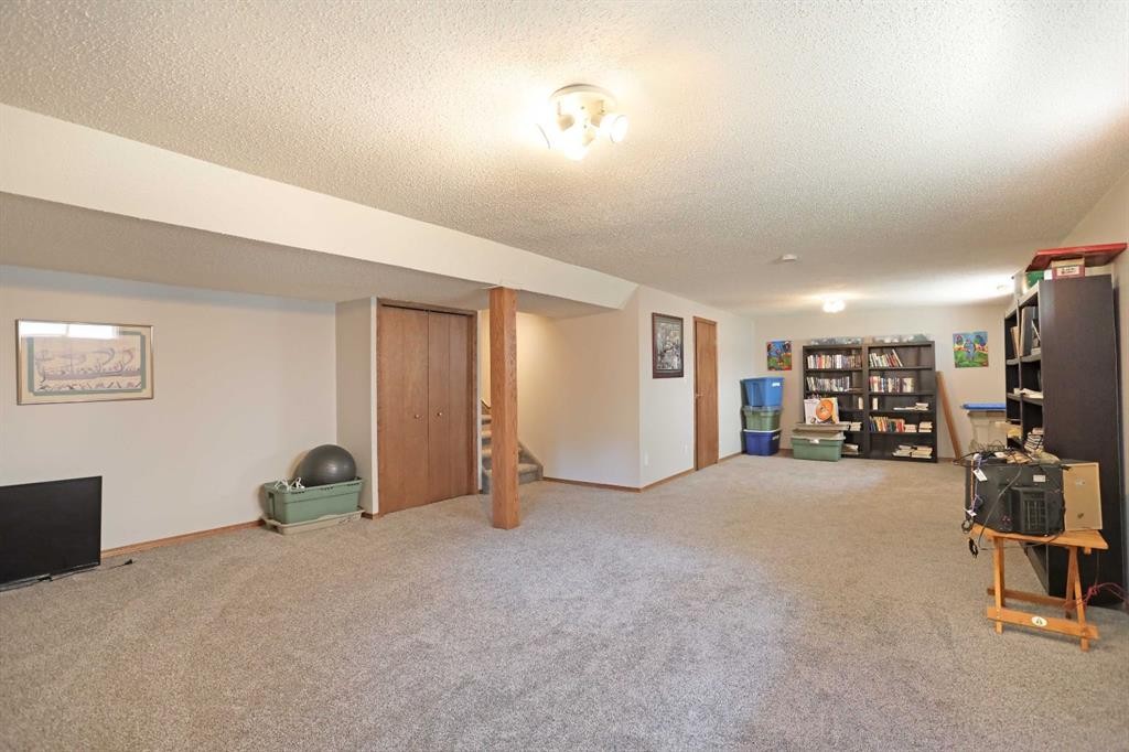 35 Parkland Close East, Brooks, AB - Indoor Photo Showing Other Room