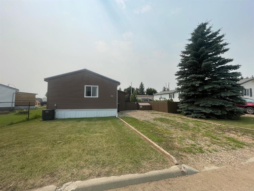 92 Railway Avenue, Rosemary, AB - Outdoor