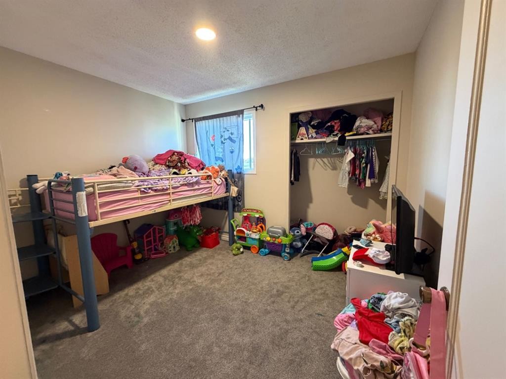 635 3 Avenue West, Drumheller, AB - Indoor Photo Showing Other Room