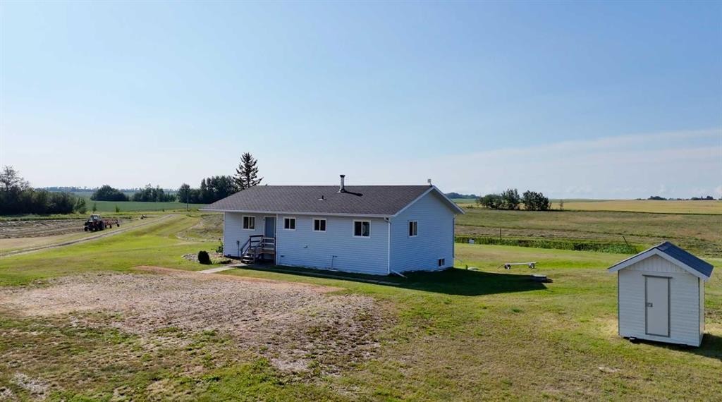 795008 Range Road 44, Rycroft, AB - Outdoor