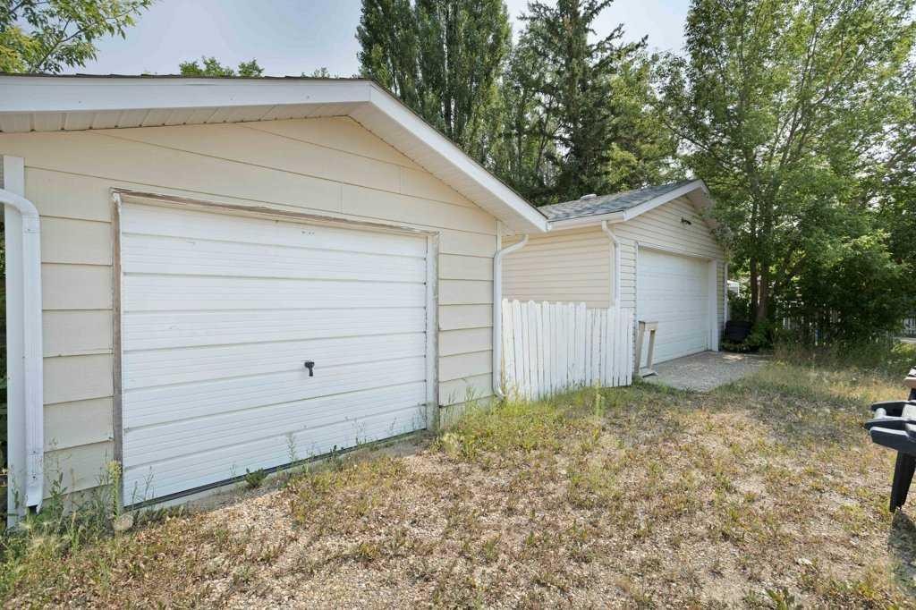 11 10 Street West, Brooks, AB - Outdoor With Exterior