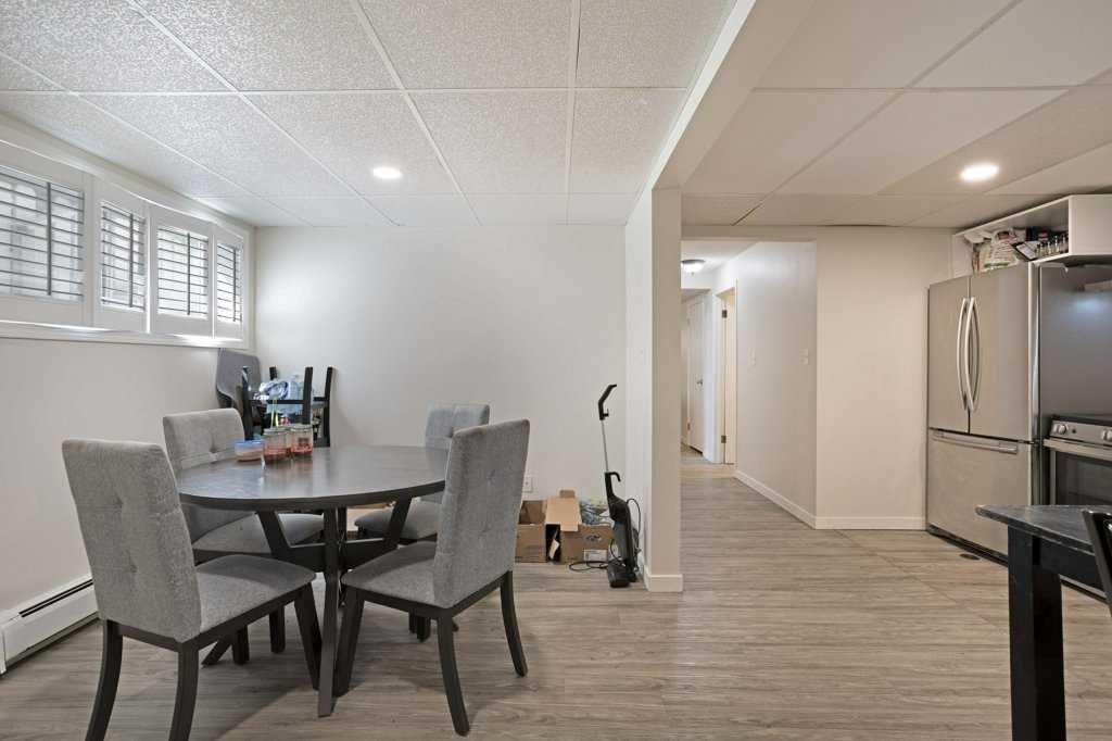 11 10 Street West, Brooks, AB - Indoor