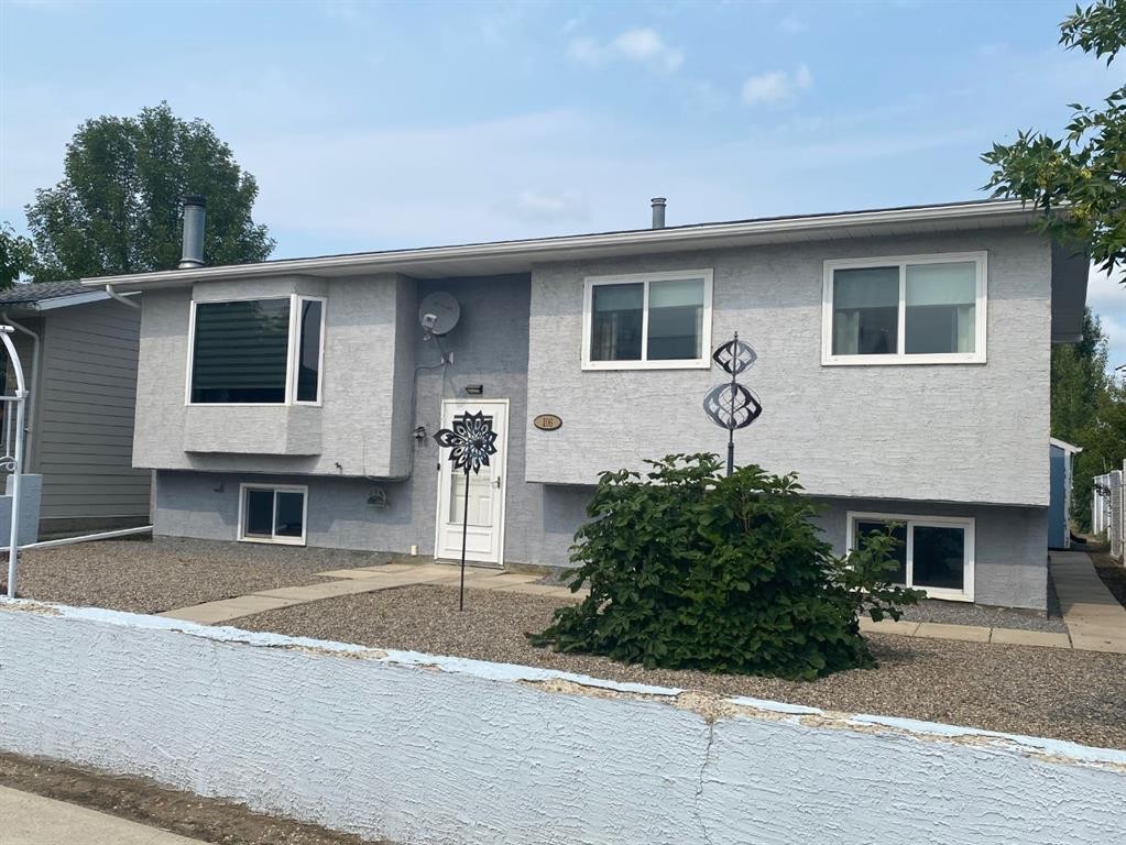 106 Winkler Drive, Hanna, AB - Outdoor