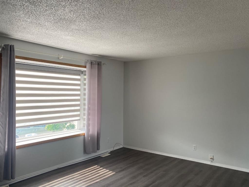 106 Winkler Drive, Hanna, AB - Indoor Photo Showing Other Room