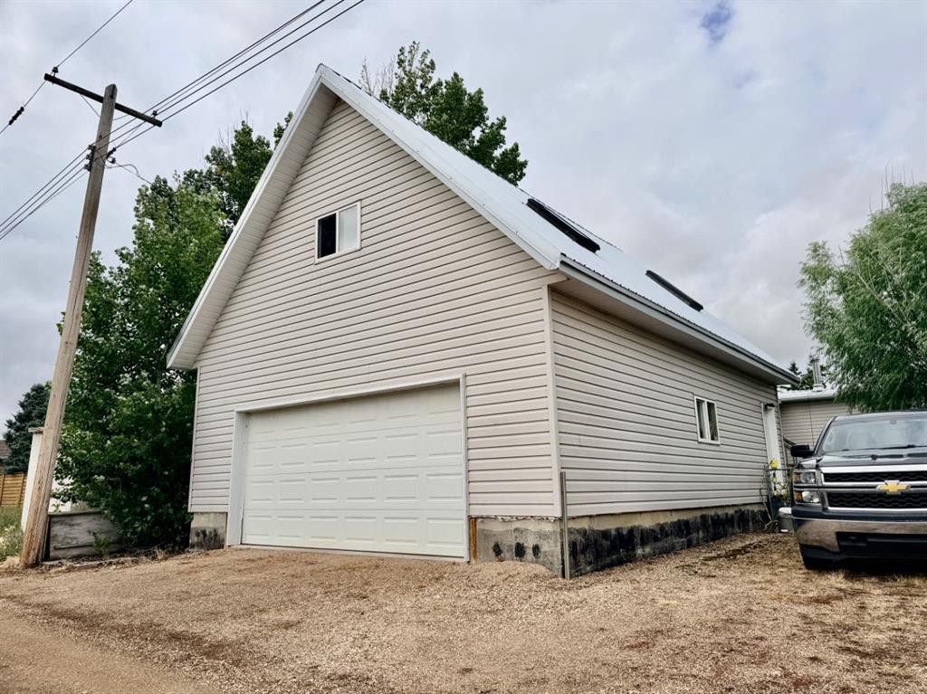 205 2 Street West, Munson, AB - Outdoor With Exterior